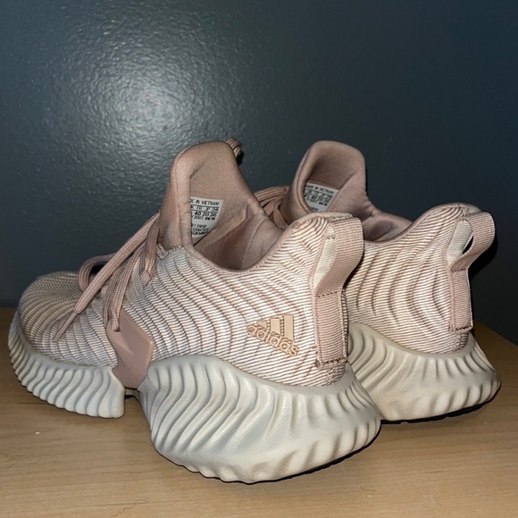 Adidas alphabounce shoe - Picture 2 of 5